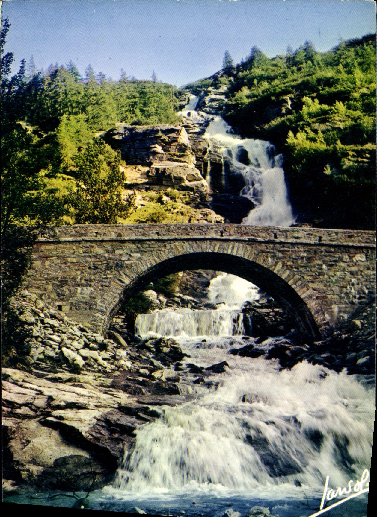 CPM Nos Belles Alpes Fraicheur d'une cascade 