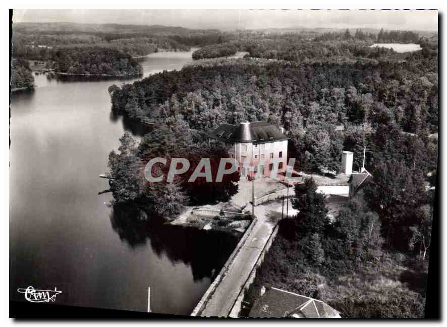 Clergoux (Corrèze) — Vue aérienne — Étang du Prévot — Éditions Aériennes Véritable