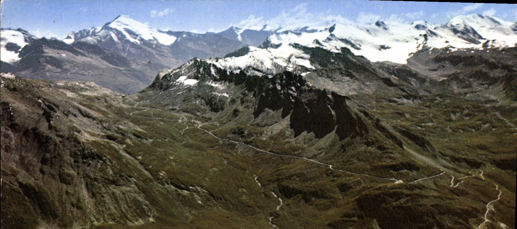 CPM En montant de Val d'Isere au Col de l'Iseran 