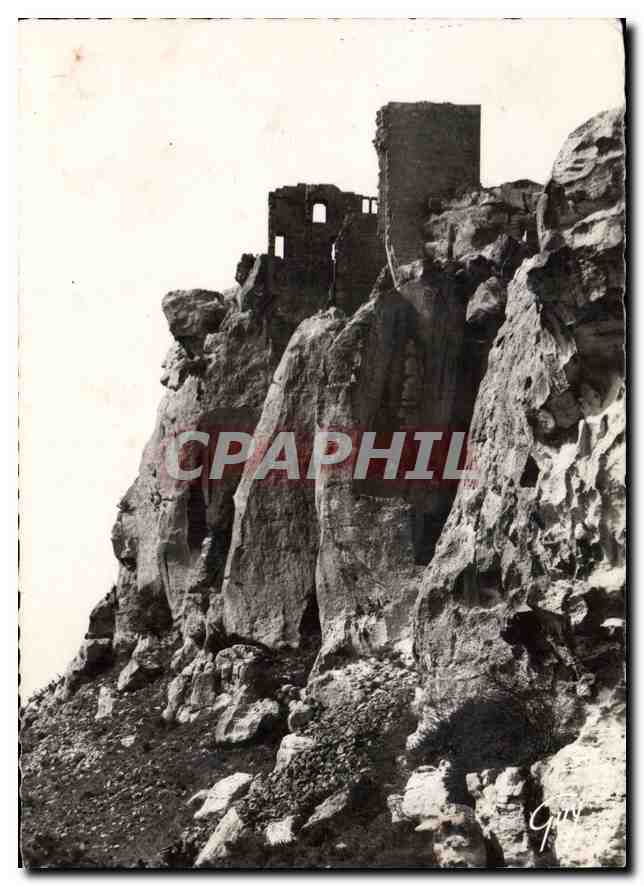 CPM Les Baux Bouches du Rhone Ruines du chat au feodal Le Donjon 