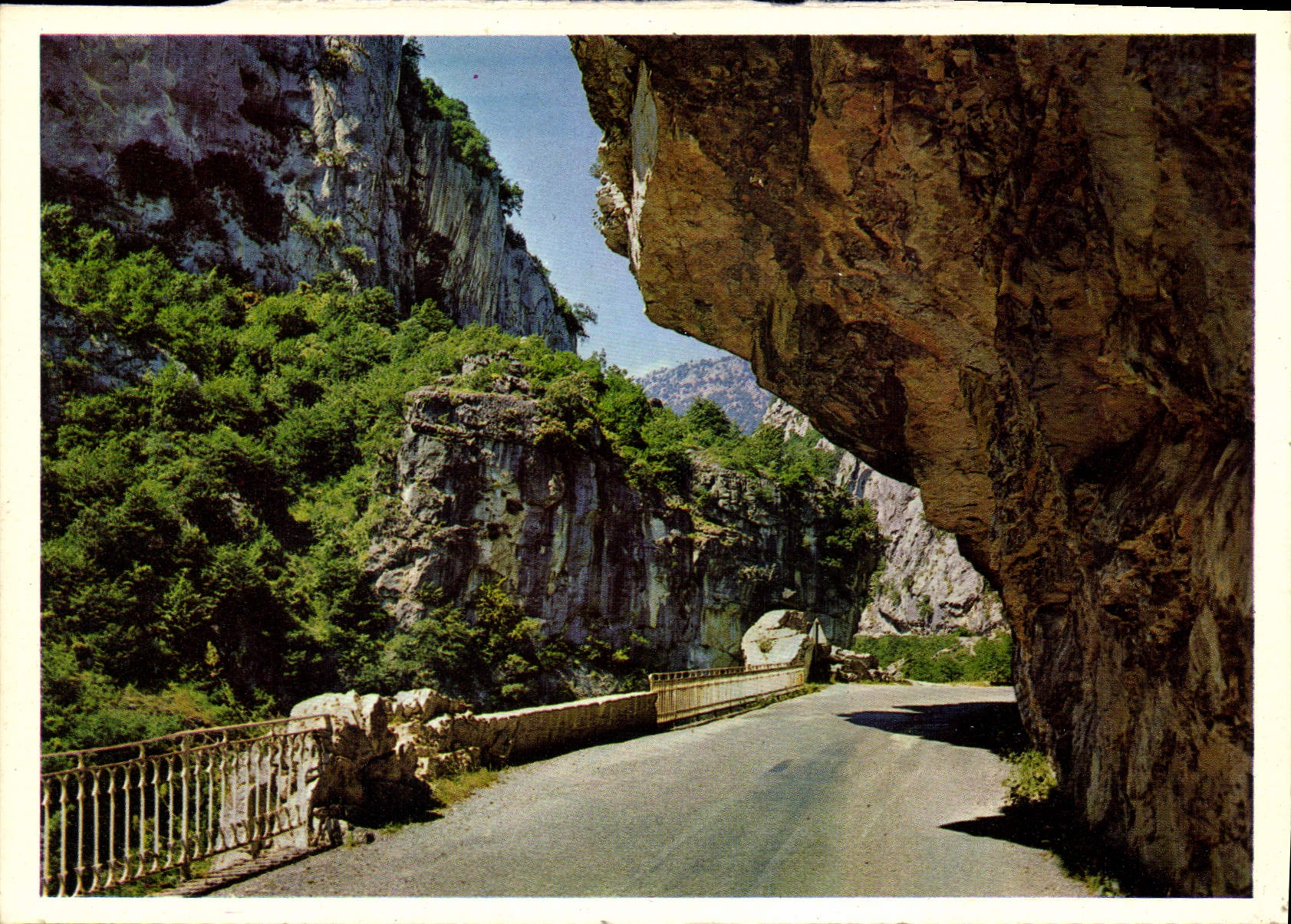 CPM Cote d'Azur French Riviera Escursion des Gorges du Loup 