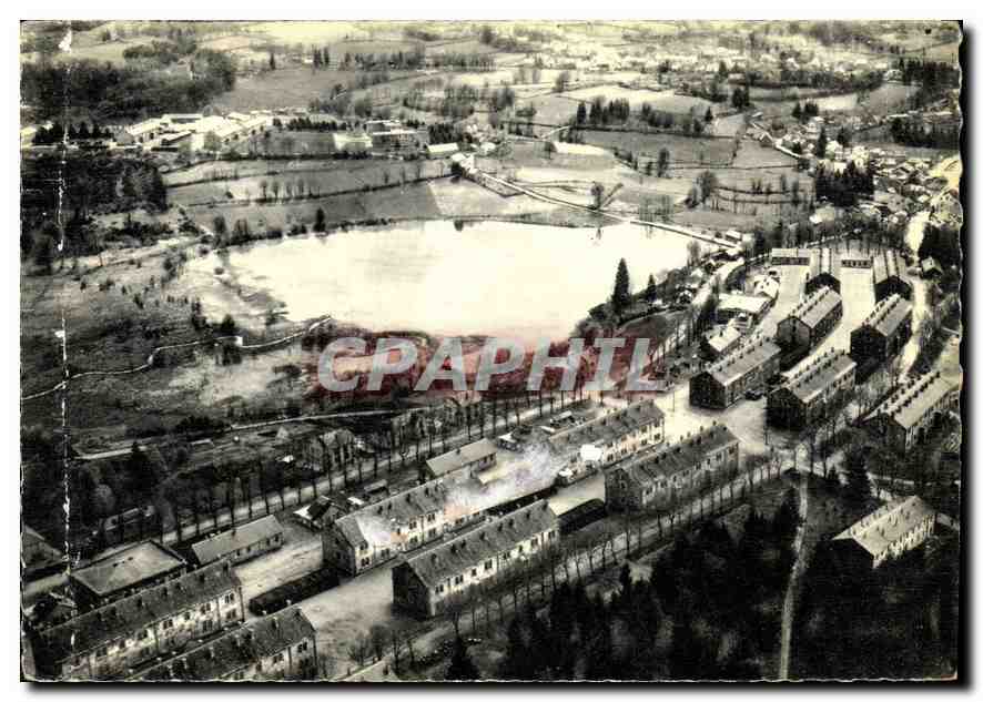 CPM La Courtine Creuse le Camp et l'Etang du Grattadou
