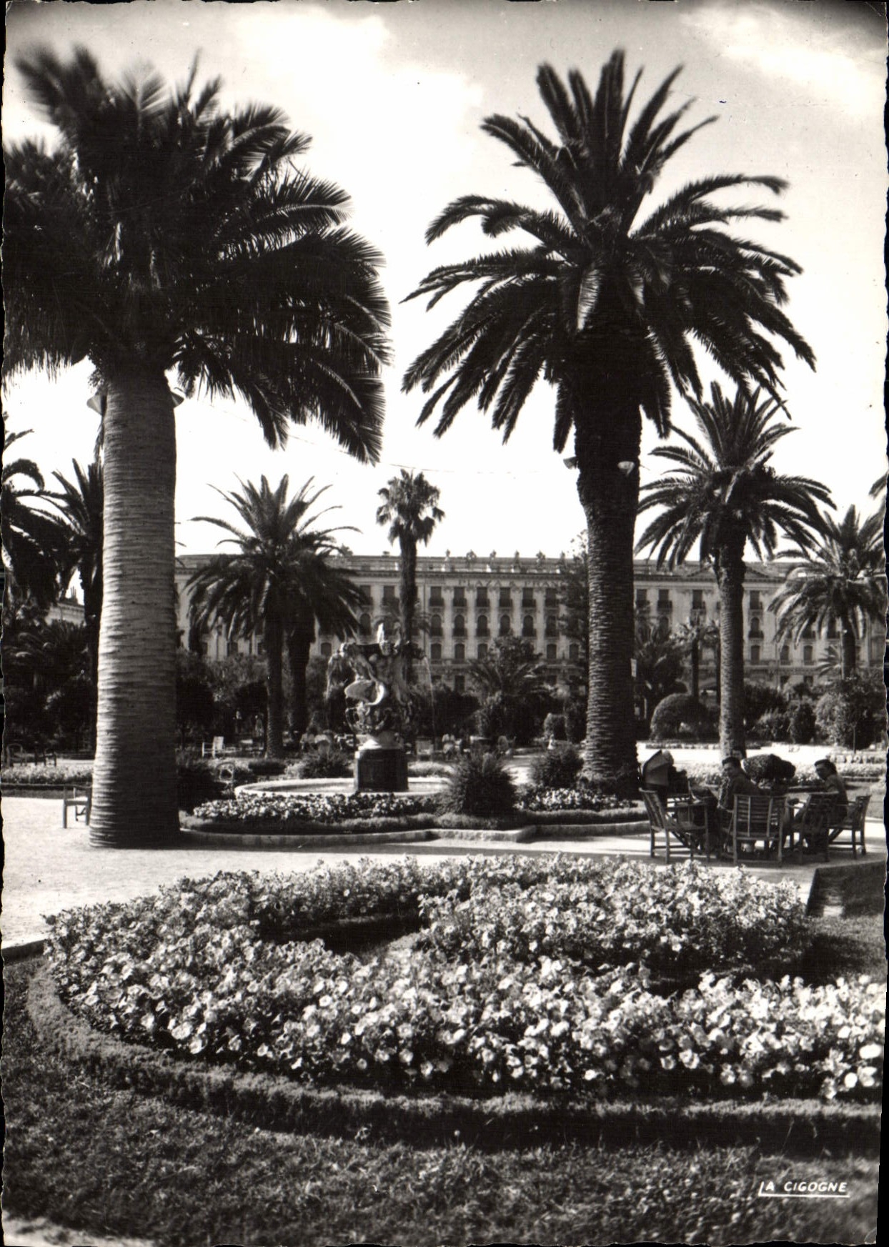 CPM Nice A M les nouveaux Jardins Fontaine des Tritons 