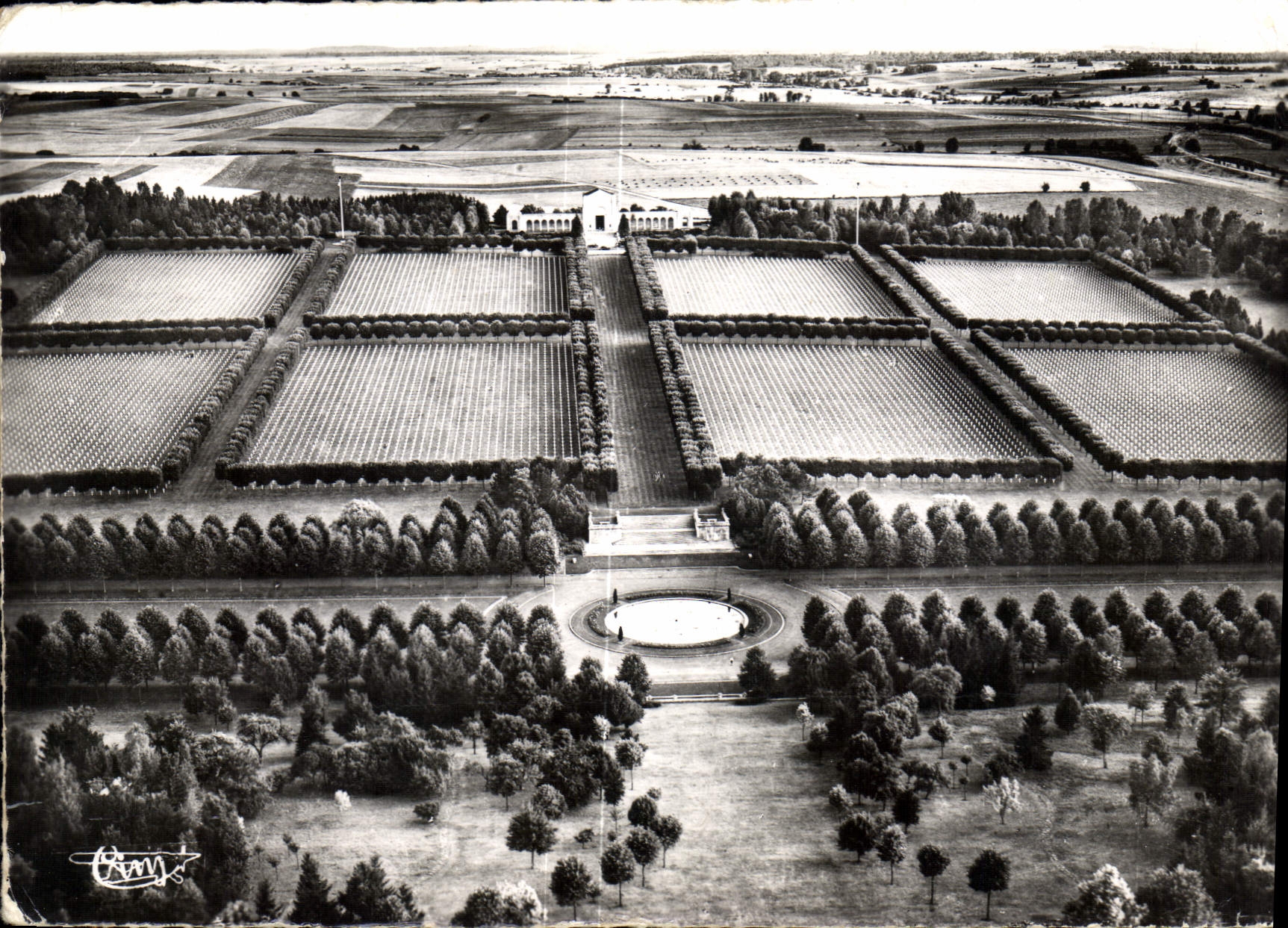 CPM Romagne sous Montfaucon Meuse vue aerienne Cimetiere American 
