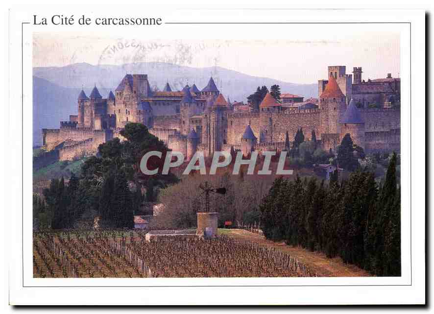 La Cité de Carcassonne — Vue Générale des Ramparts — Éditions LOUBATER