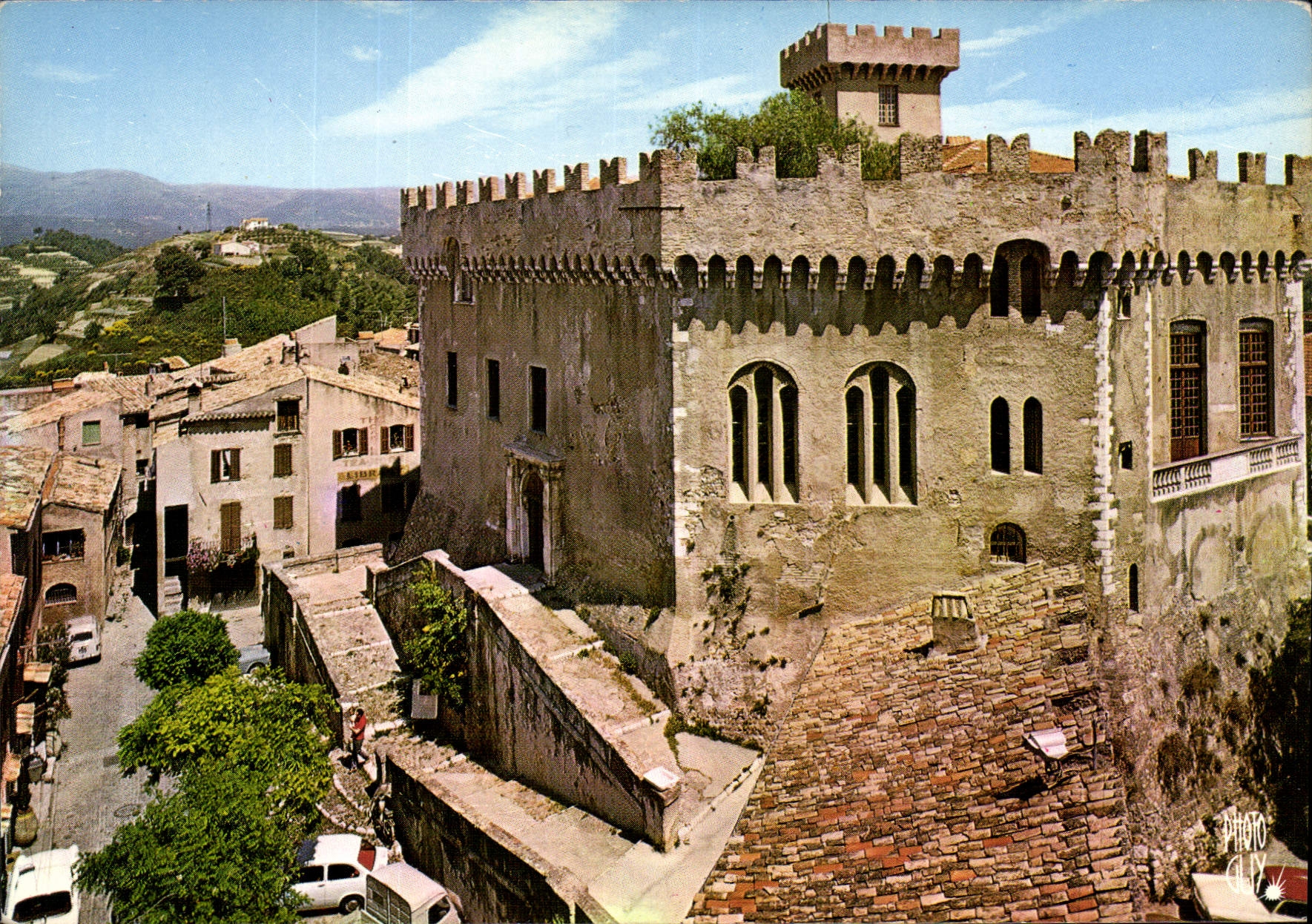 Château du Haut de Cagnes — Cagnes-sur-Mer — Éditions Gloradia, NICE