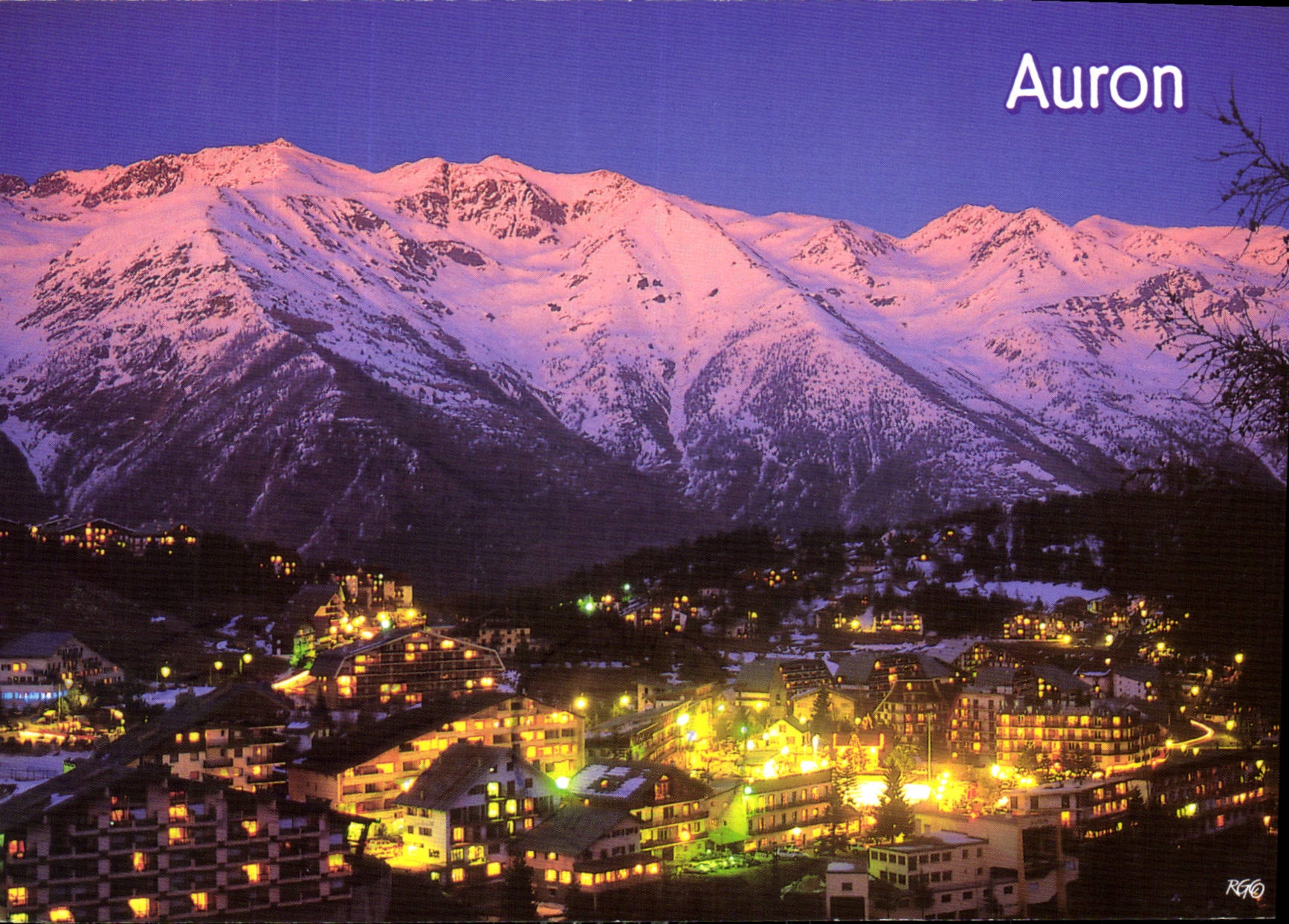 Aurion — Crépuscule sur le centre de la station — RGO