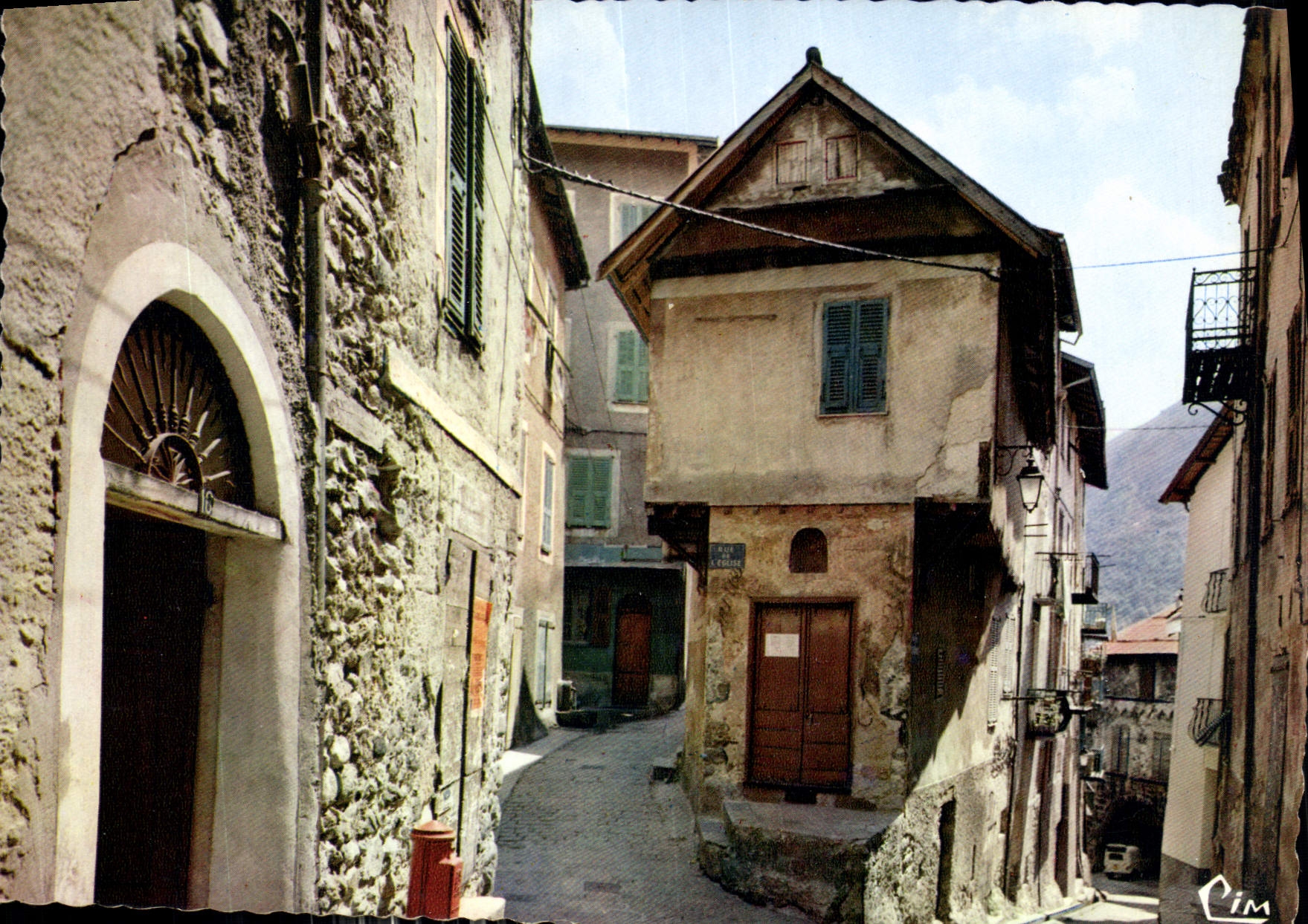 CPM St Martin Vesubie A Mar Station Estivale et Hivernale Vieille Rue 