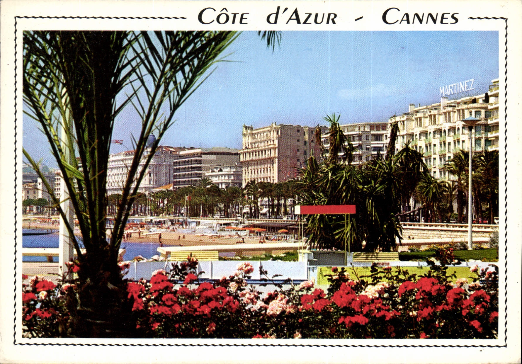 Côte d'Azur - Cannes — Hôtel Martinez et plage