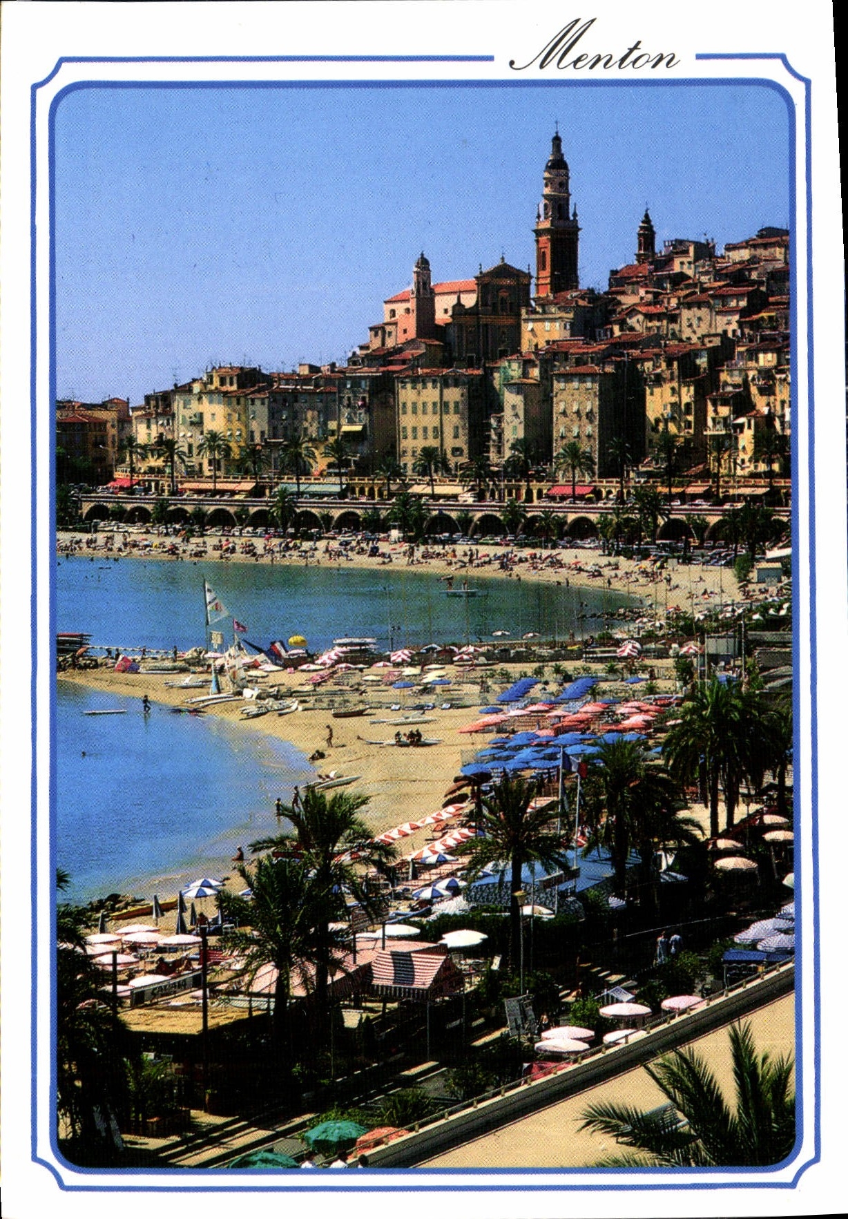 CPM La Cote d'Azur Menton Perie de la France La plage et la vieille ville 
