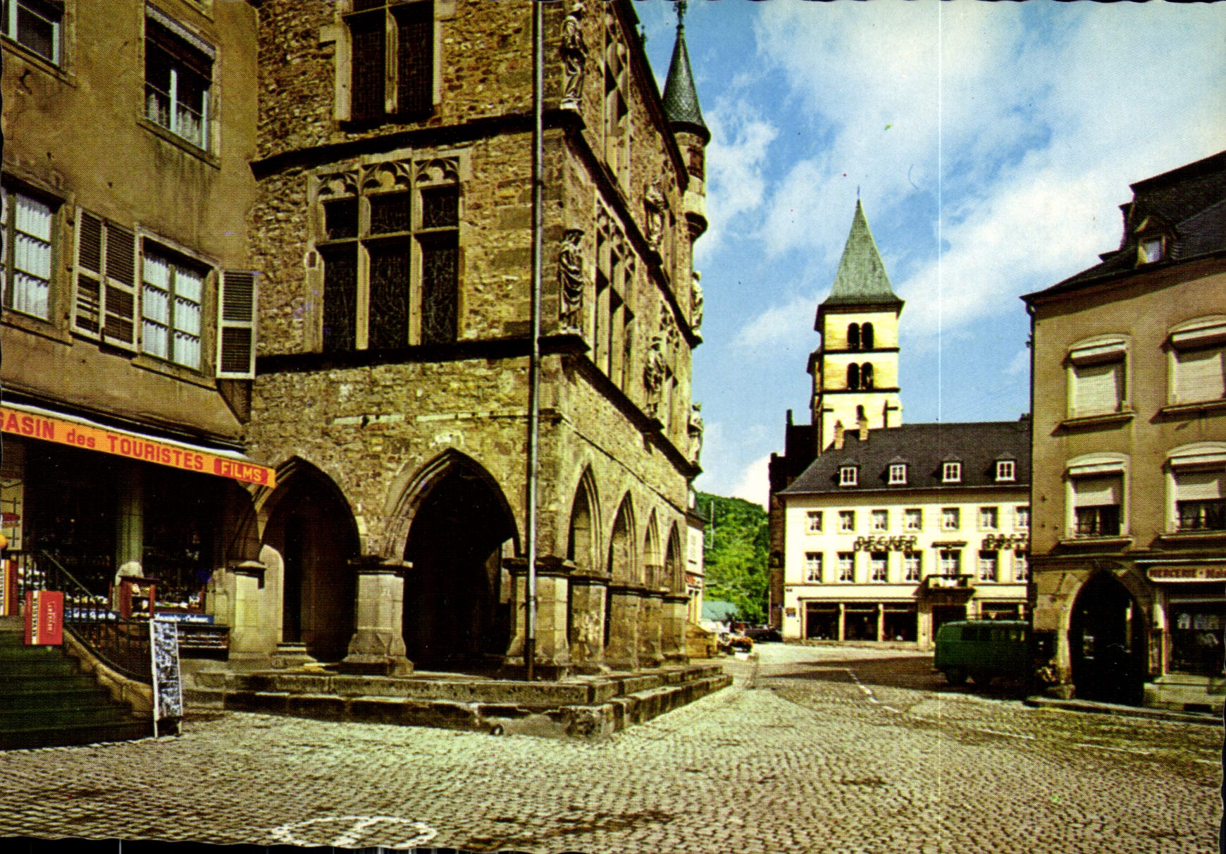 CPA Echternach Dinhstuhl Hotel de Ville 