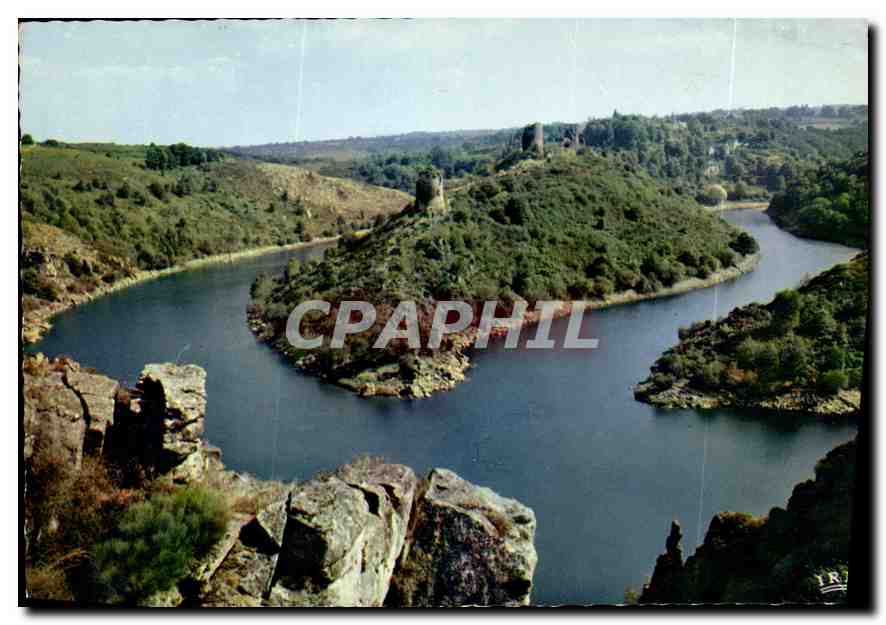 Vallée de la Creuse — Les ruines du Château de Crozant (12e-13e siècles) — Éditions Alcarnes, n°23/119