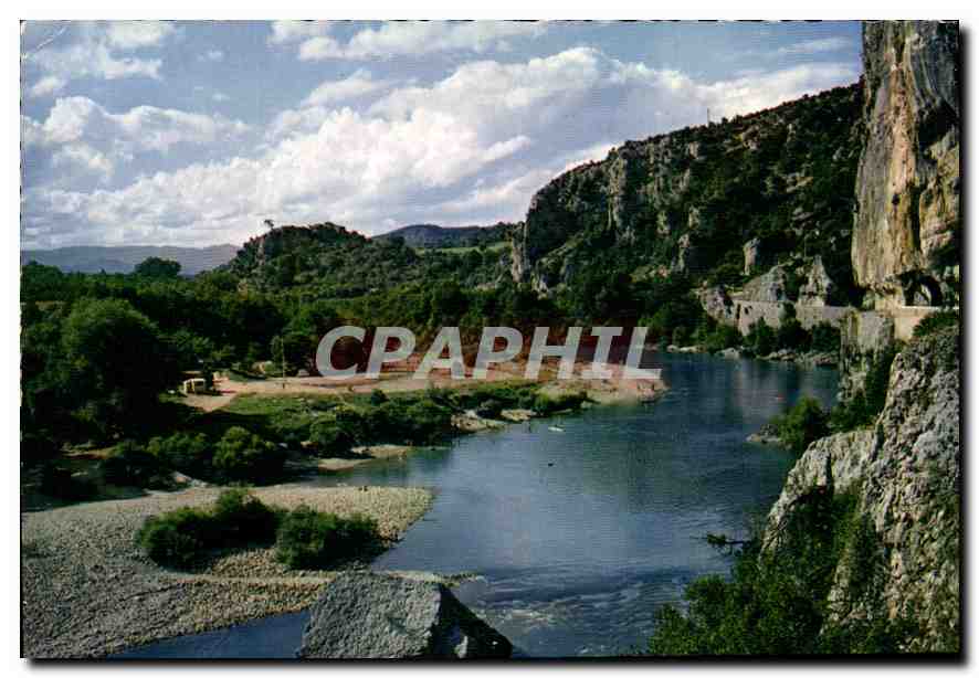 Les Gorges de l'Ardèche — Pont d'Arc — éditeur Aubenas-en-Vivarais Tourisme