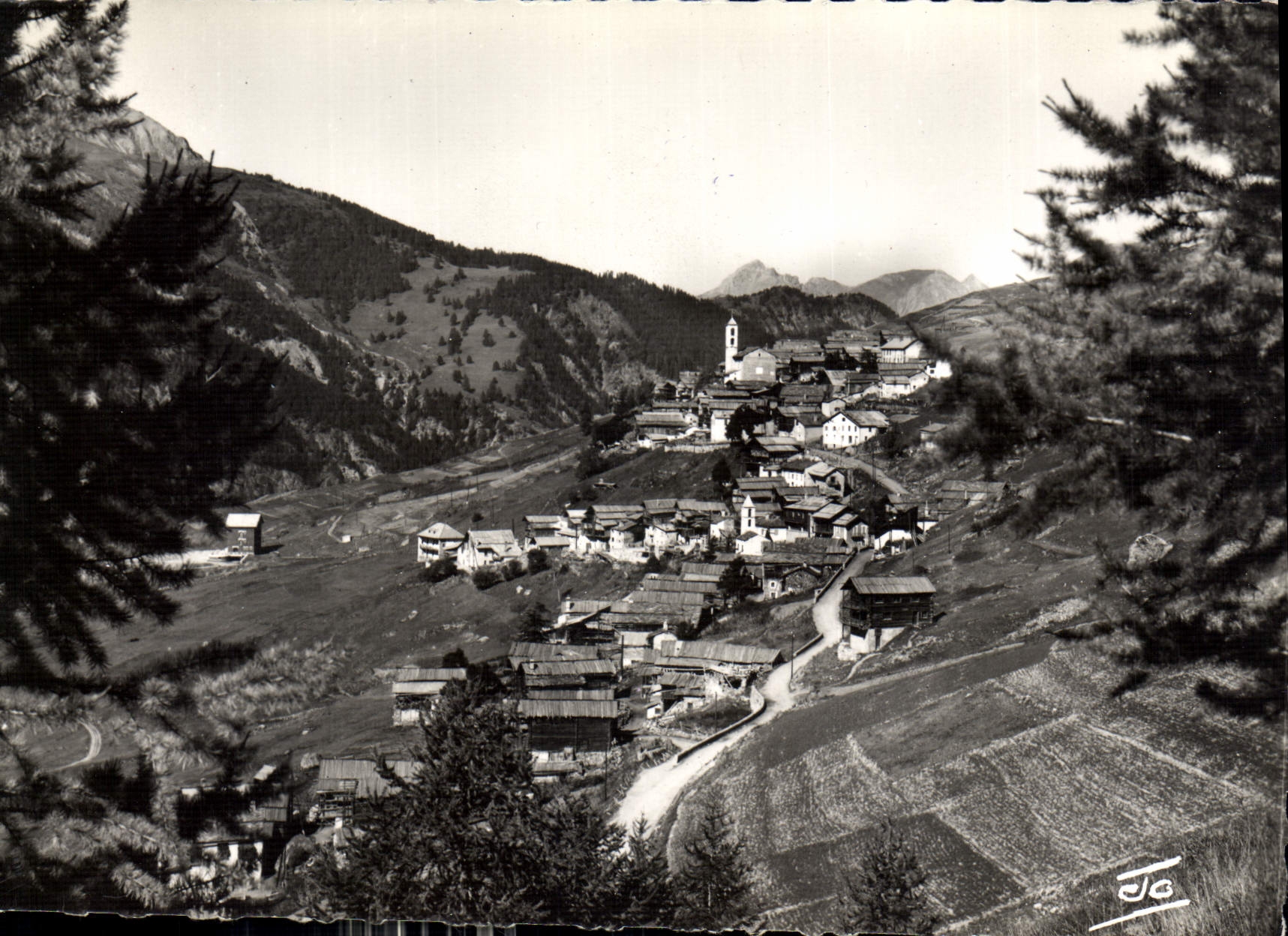 Saint-Veran — Vue générale, Grand Pic 3324 m. — ABEIL, Éditeur GAP