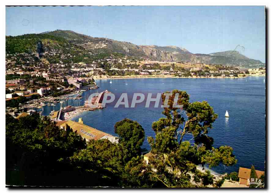 Villefranche-sur-Mer — Le Port de la Darse, la Plage de Passable, Au loin, la Tête de Chien — Presse-Diffusion S.A. - Editions Mexichrome