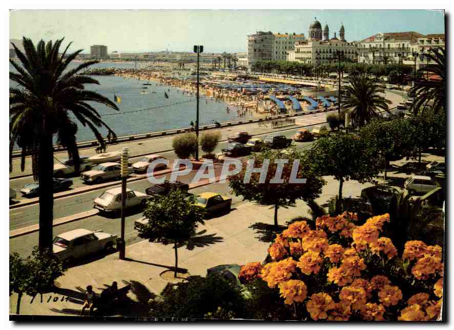 CPM La Cote d'Azur inoubliable Saint Raphael Vue generale au fond Frejus Plage 