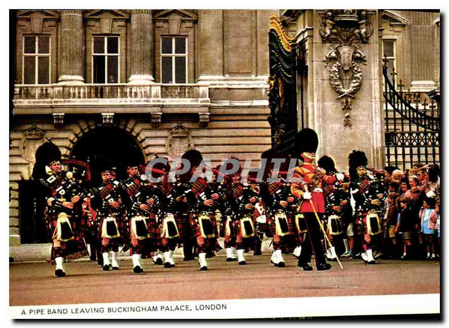 CPM A Pipe Band leaving Buckingham Palace london 