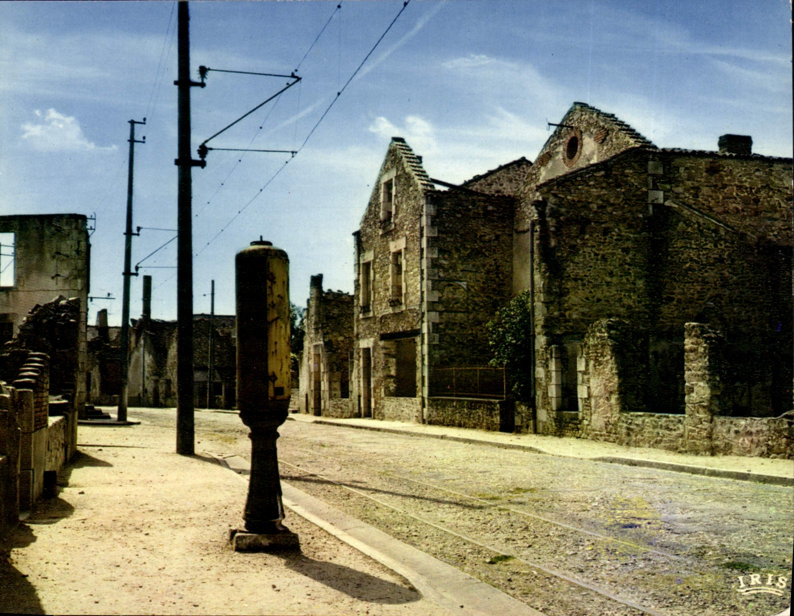 Oradour-sur-Glane — Cité Martyre — 10 Juin 1944 — Éditions Modernes « Théoljac »