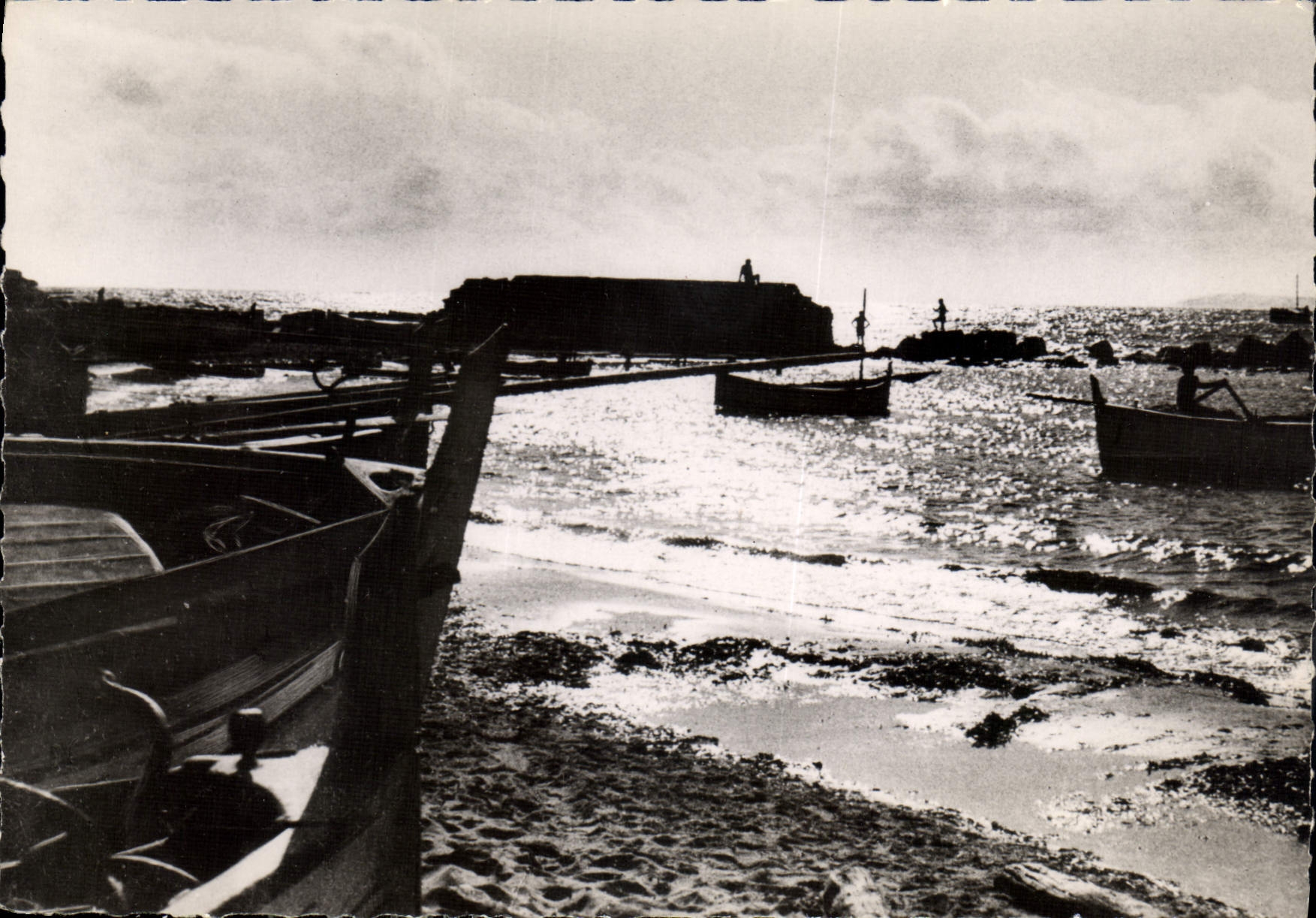 Le Lavandou — Coucher de Soleil sur le Port — Édition Delage (30)
