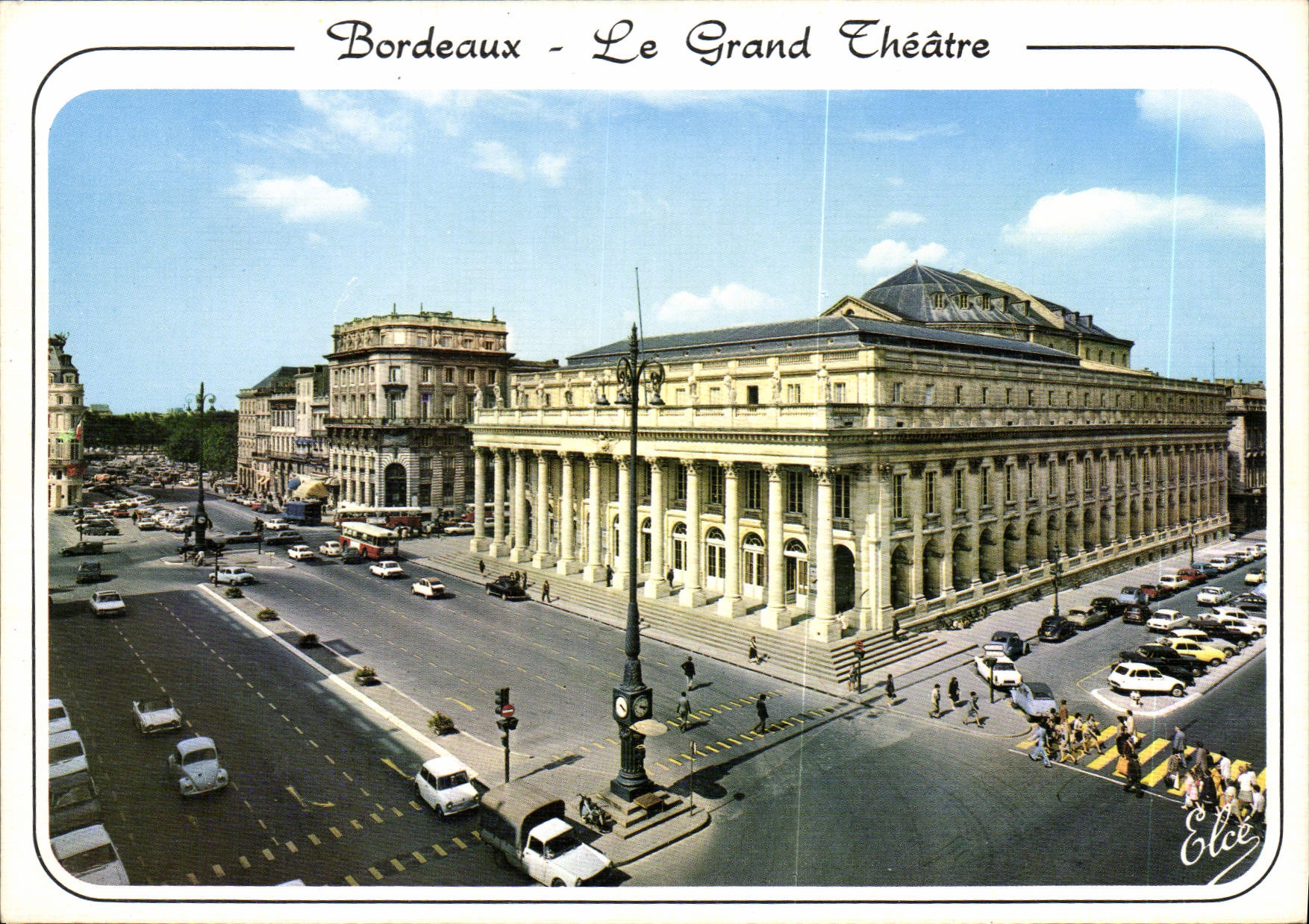CPM Bordeaux le Grand Theatre et la Place de la Comedie 