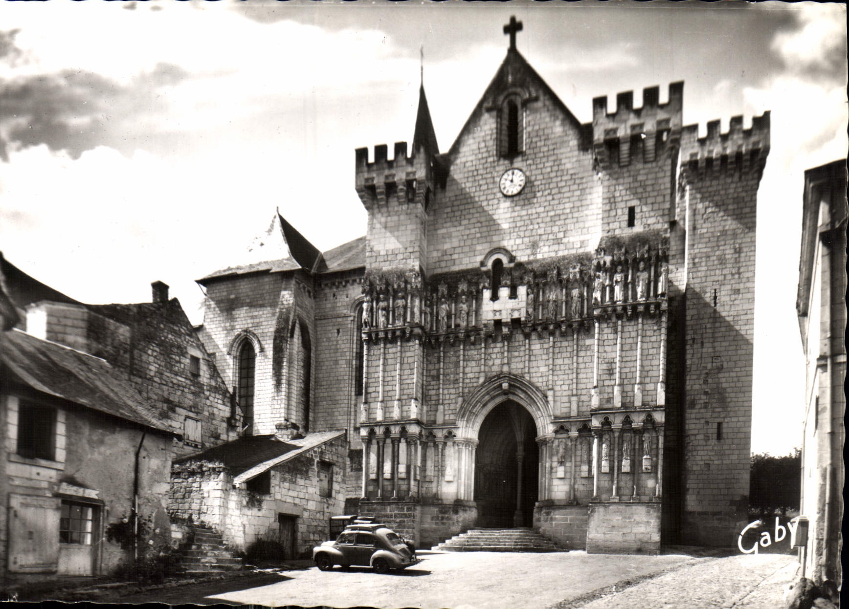CPM Candes St Martin L'Eglise Automobile