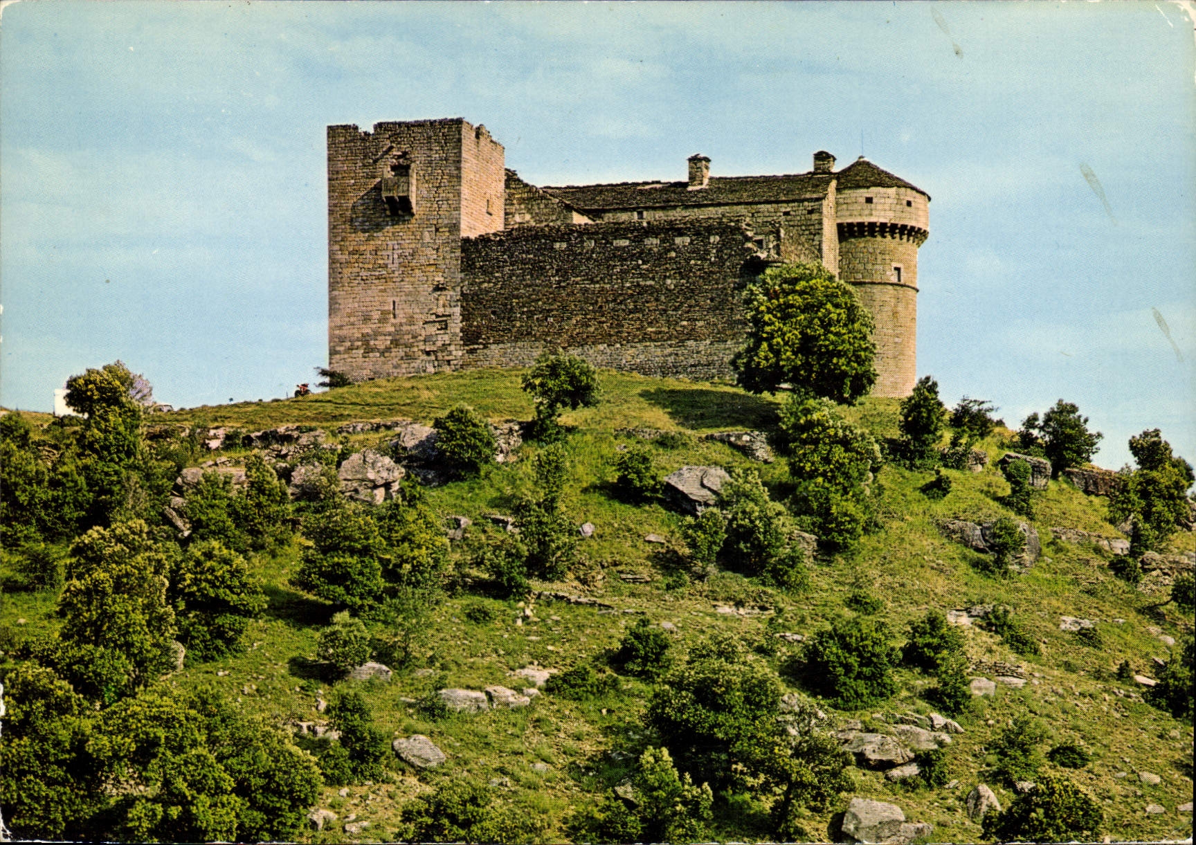 CPM Aujac Le Chateau faodal du Cheylard XIIe s 