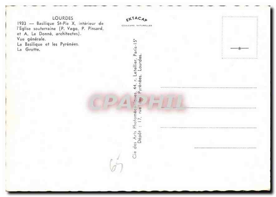 CPM Lourdes Basilique St Pie X Interieur de l'Eglise souterraine  — Verso