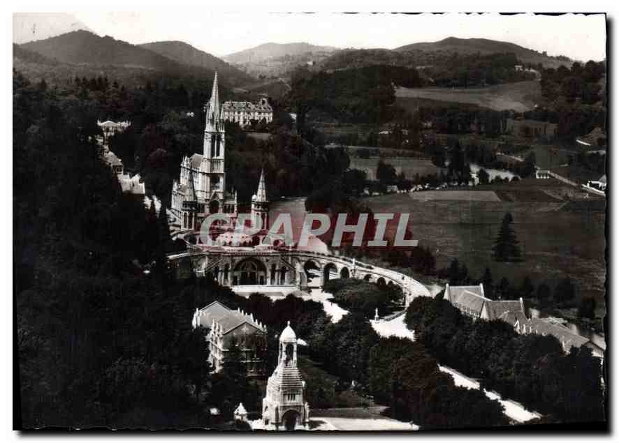 CPM Lourdes La Basilique et le Monument Interaillie vus du Chateau Fort 