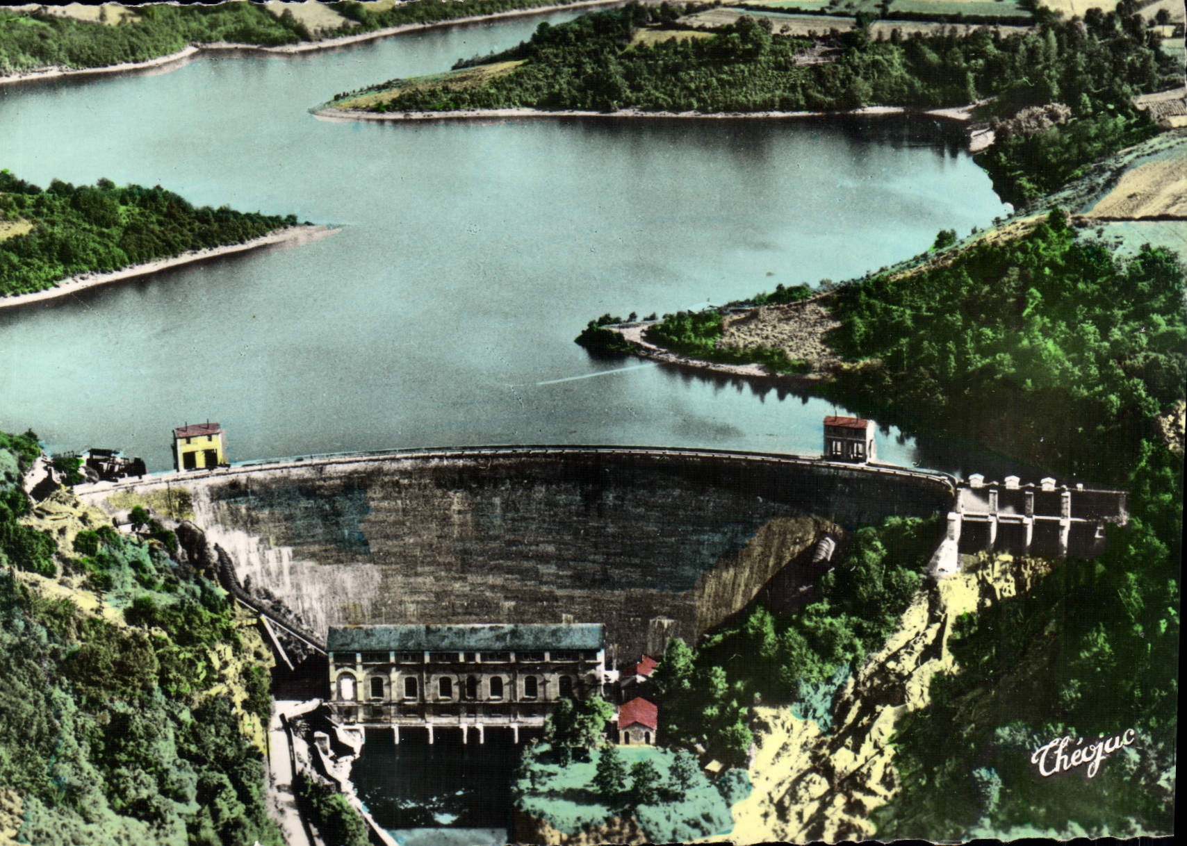 CPM Vallee de la Creuse Vue aerienne Barrage d'Eguzon 