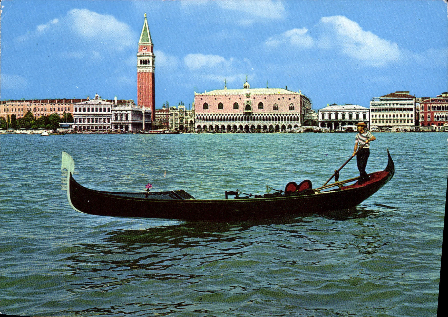 CPM Venezia Panorama con gandola 