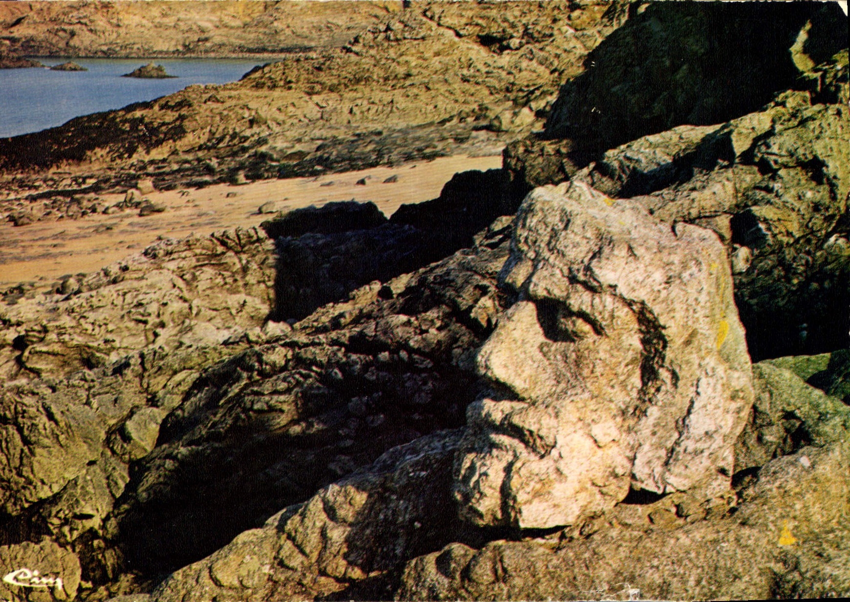Les rochers sculptés — St-Hilaire-de-Briouze (Ille-et-Vilaine) — Repro Imprimeur Mâcon