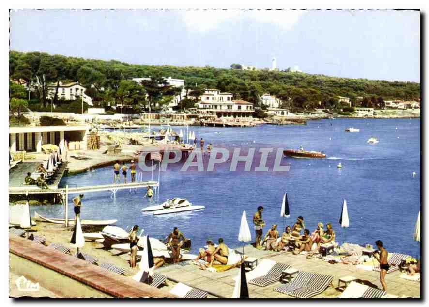 CPM Cote d'Azur Cap d'Antibes Les Plages de la Garoupe 