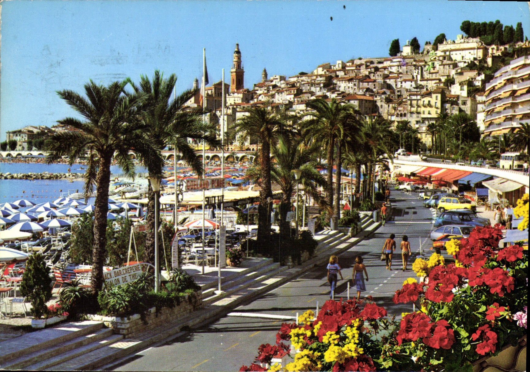 CPM Cote d'Azur Menton La Promenade les plages et la vieille ville 