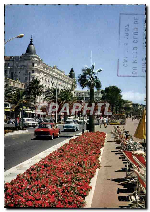 CPM La Cote d'Azur Cannes La Croisette et le Carlton Hotel 