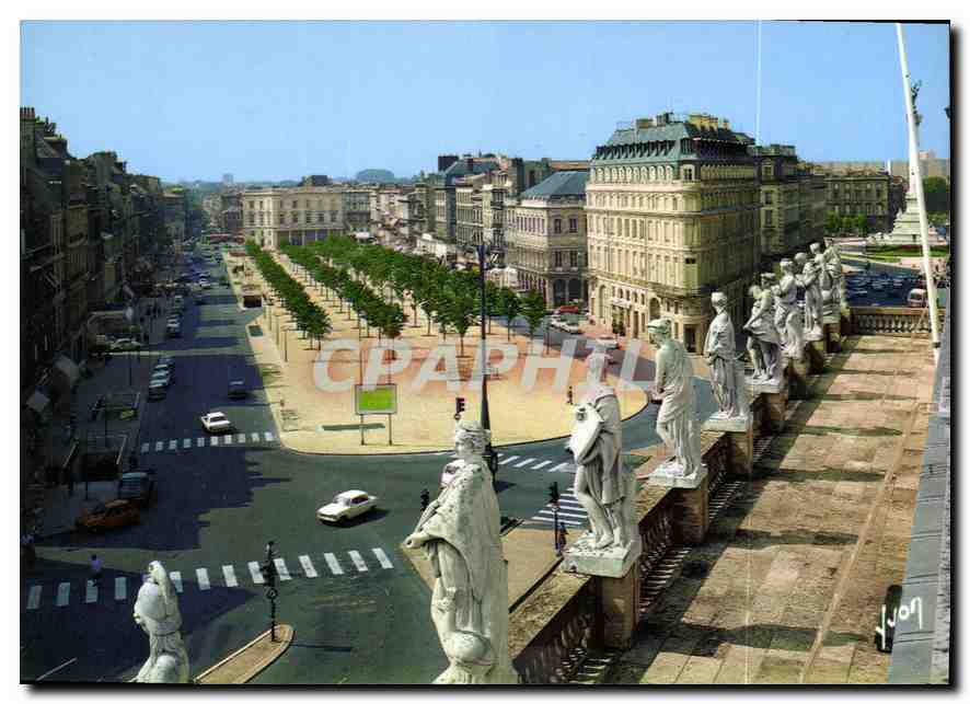 Les Allées de Tourny à Bordeaux — prises de la Terrasse du Grand Théâtre — Éditions Jean-Jacques Arcuelli