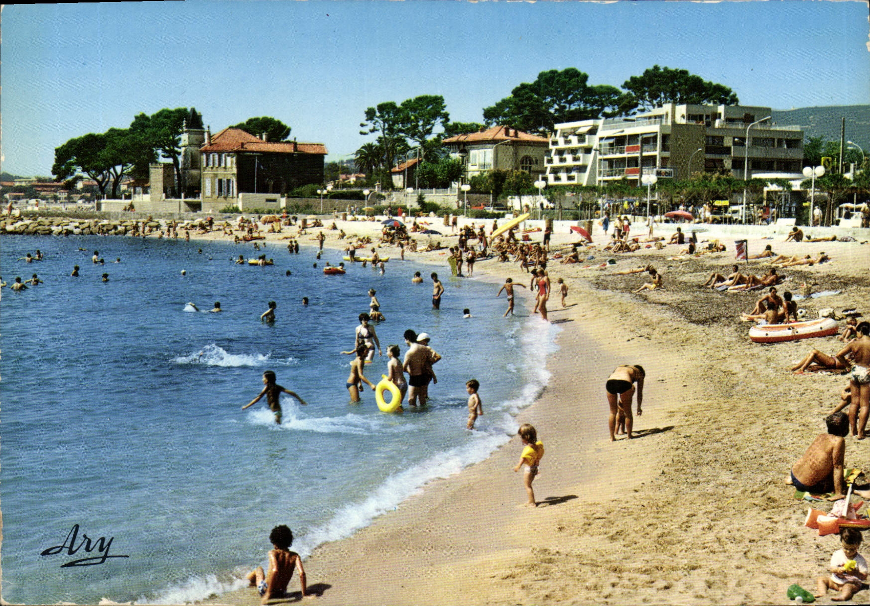 CPM La Cote d'Azur la Ciotat le boulevard Beau Rivage la nouvelle Plage 