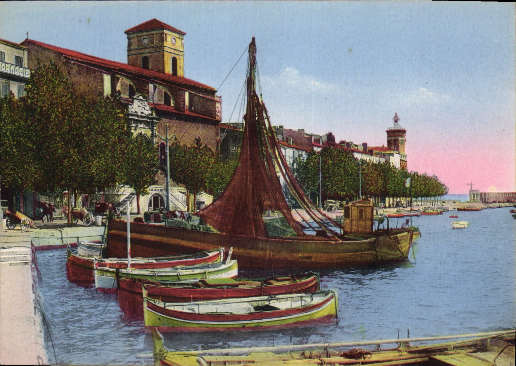 CPM La ciotat B du Rh le Port 