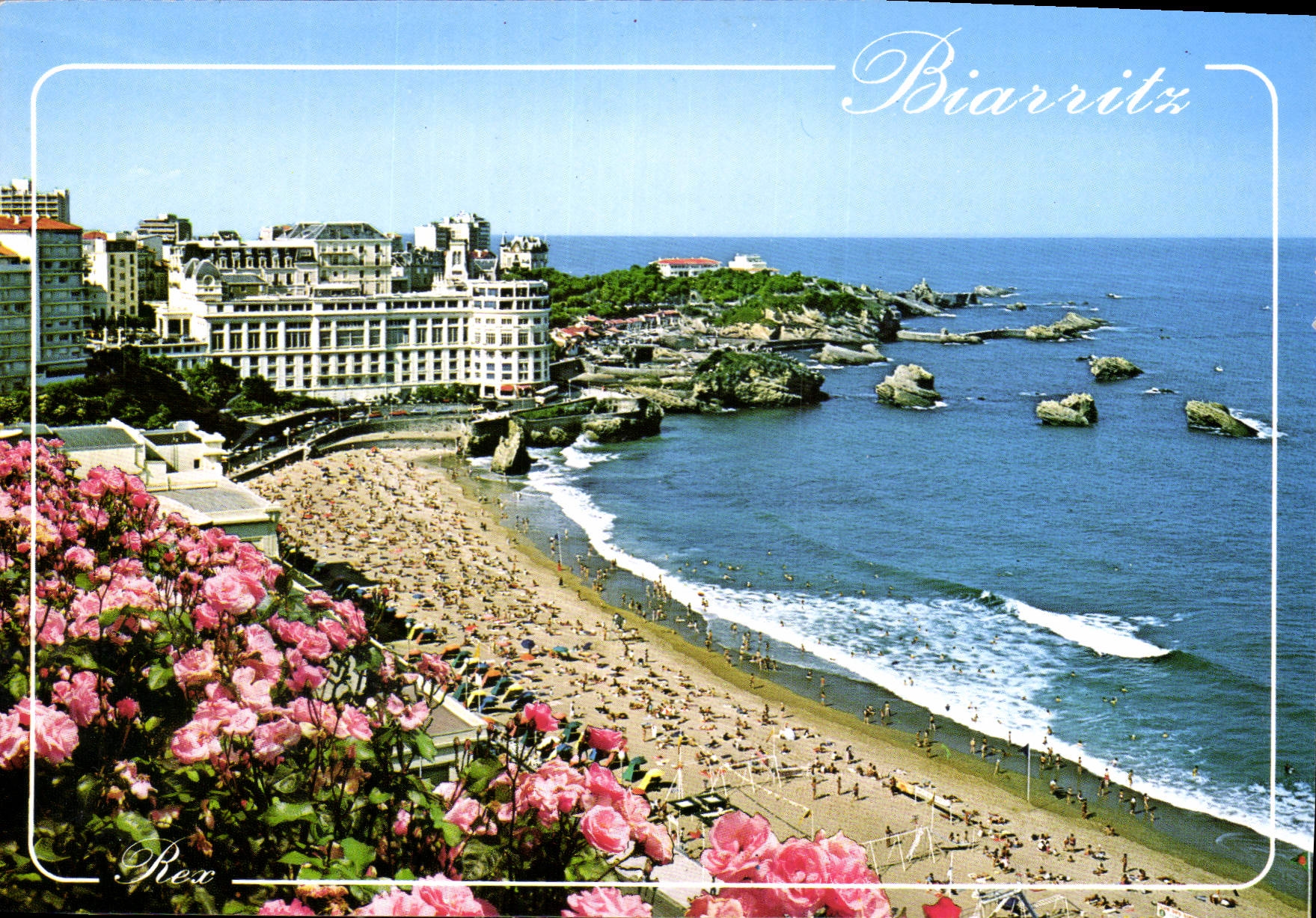 CPM Biarritz P A la Plage 