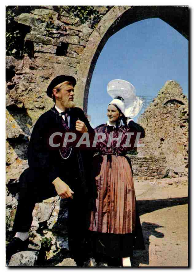 CPM La Normandie le p'tit Cape d'Brix Cotentin Scene Normandie de qui d'tes en gouen m'n'homme 