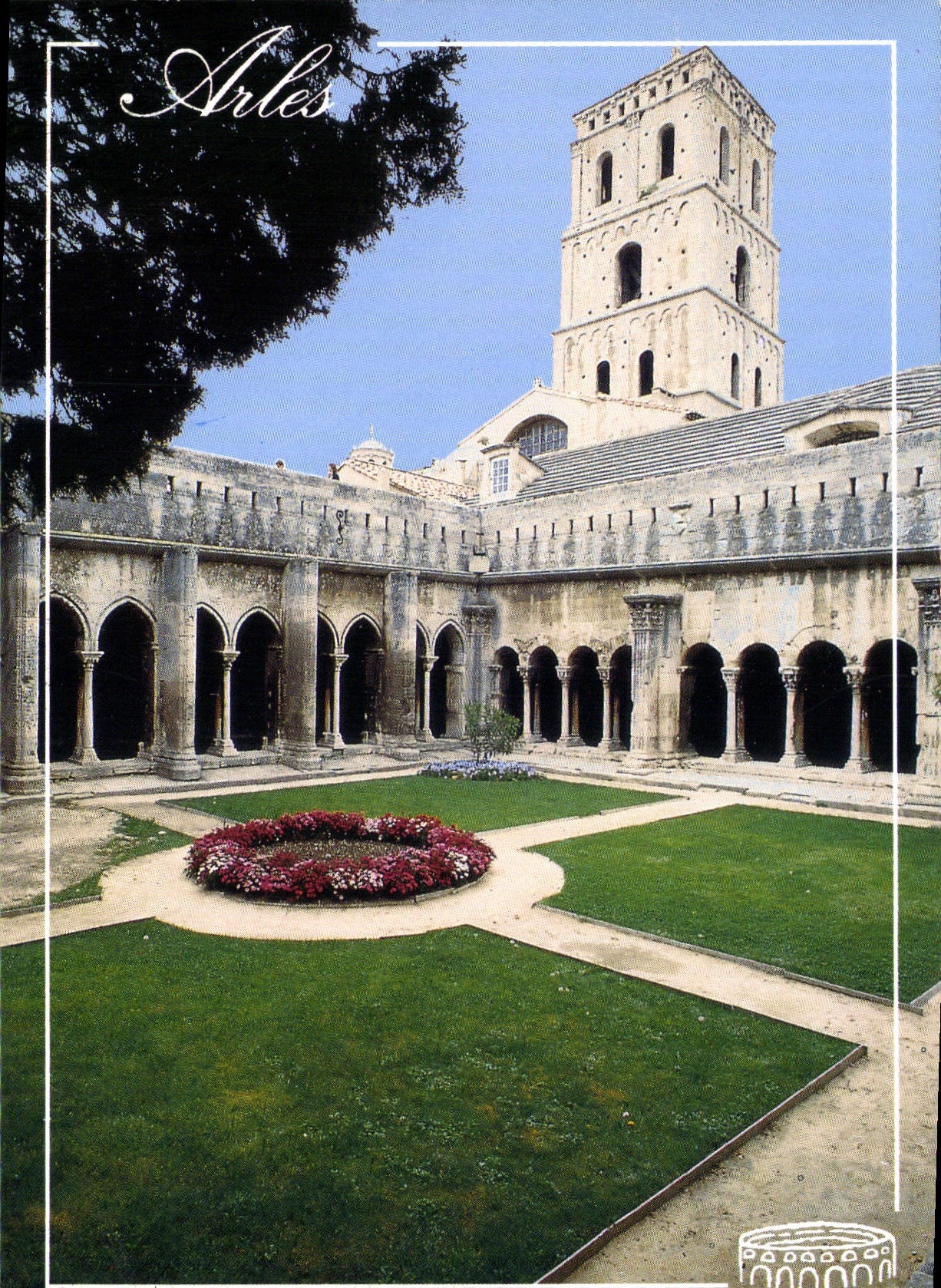 CPM Lumieres de provence Arles Saint Trophime 