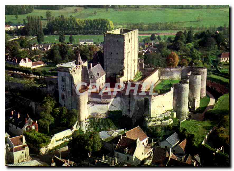CPM Chateau de Loches Indre et loire le donjon le Martelet et la Tour Ronde imposant ensemble feodal
