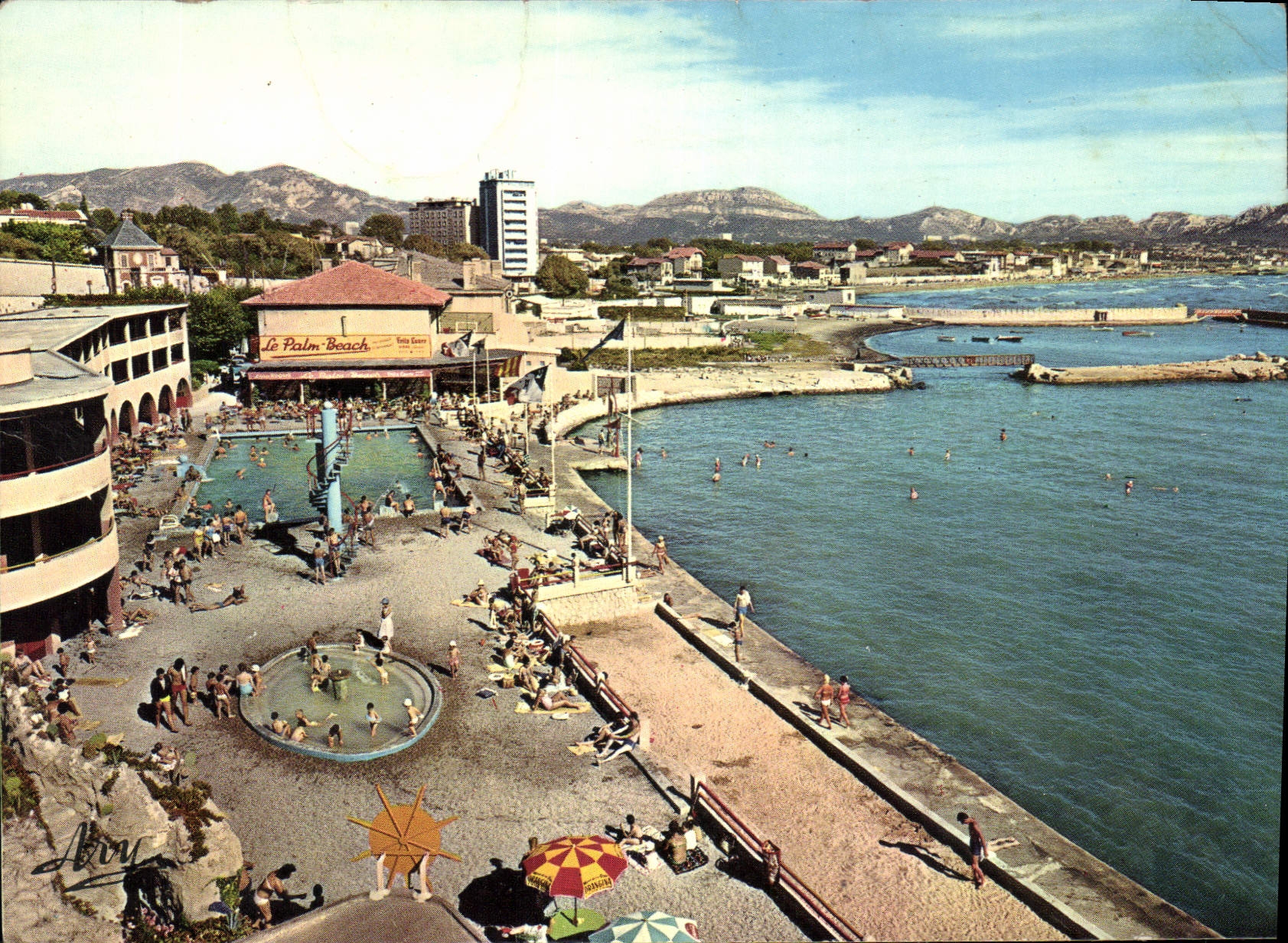 CPM Marseille Promenade de la Corniche le Palm Beach et la Plage 