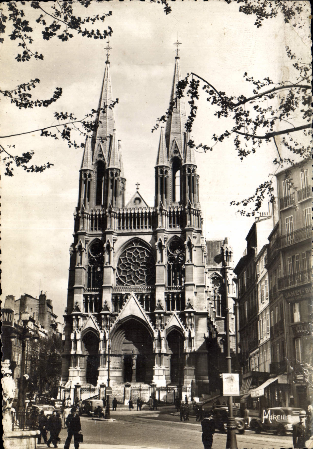 Église Saint-Vincent-de-Paul — Marseille — Mireille