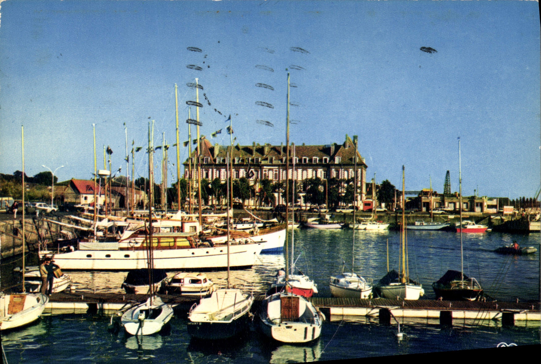 CPM La Cote Fleurie Trouville Deauville Calvados le Port des Yachts 