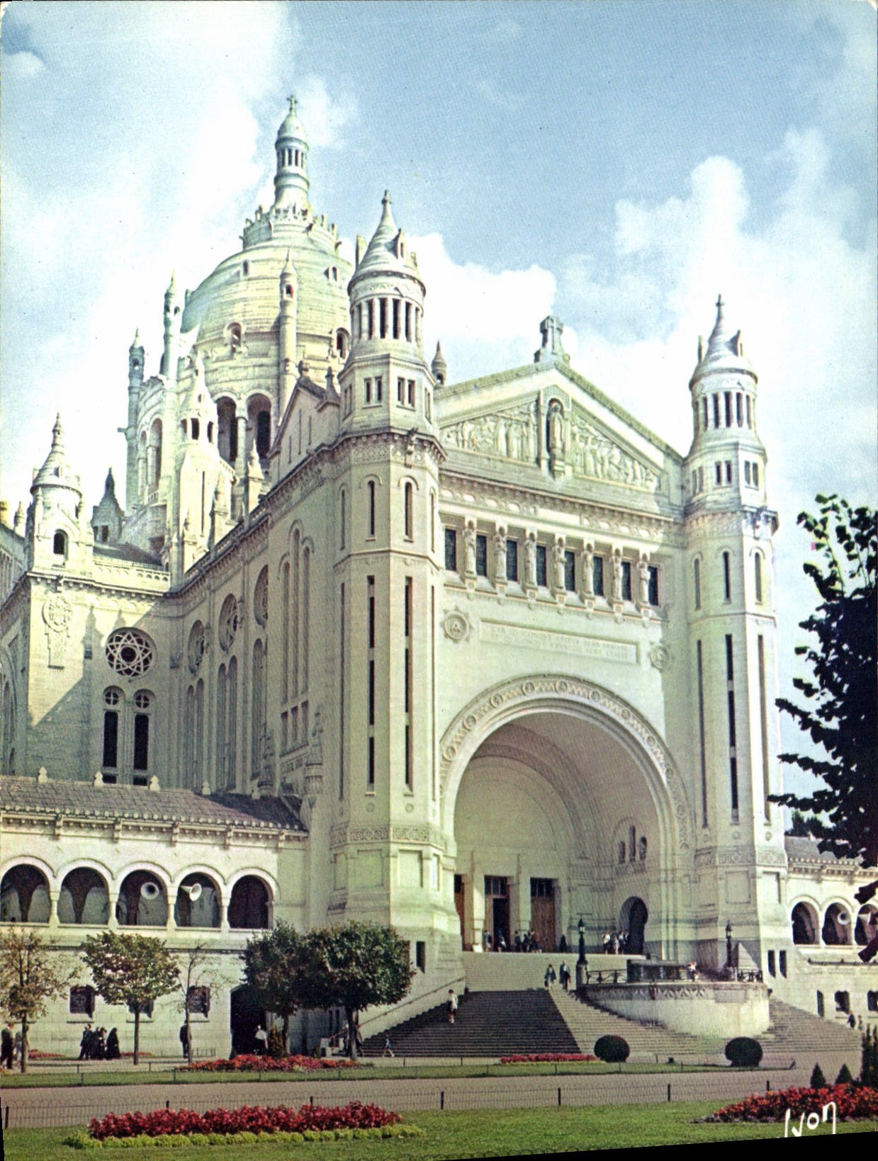 Basilique du Sacré-Cœur — Lisieux (Calvados) — Éditions d'Art YVON