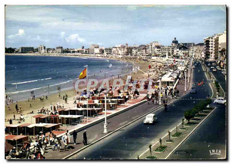 CPM Les Sables d'Olonne Vue generale sur la plage et la promenade Clemenceau 