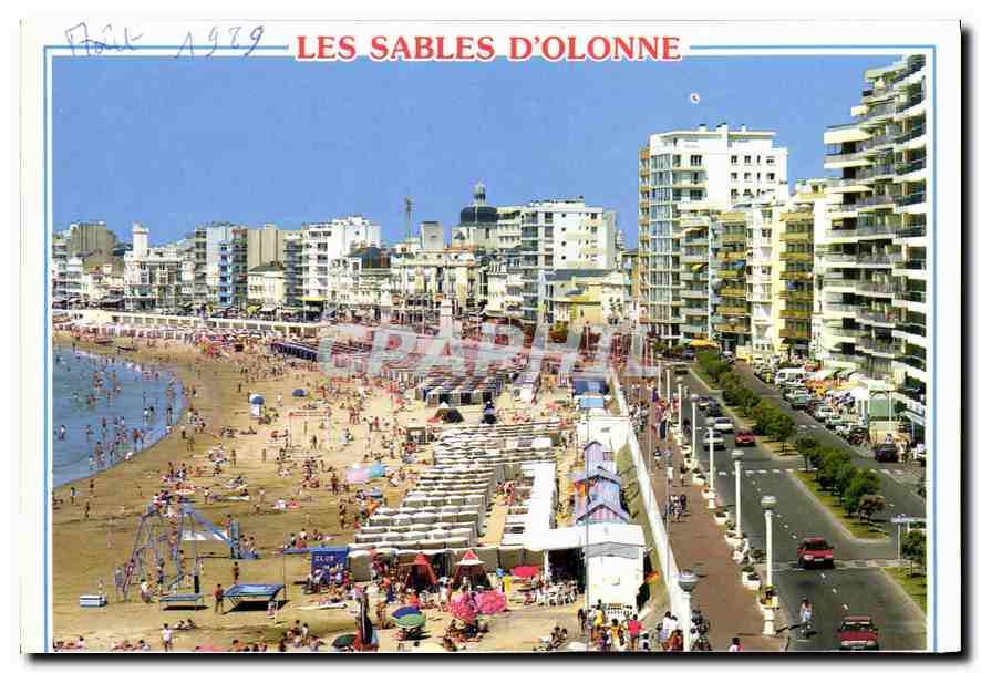 CPM Les Sables D'Olonne Vendee La plage et la promenade 