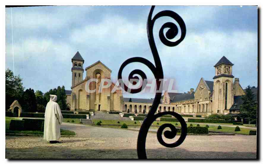 CPM Abbaye N D d'Orval la cour d'honneur 