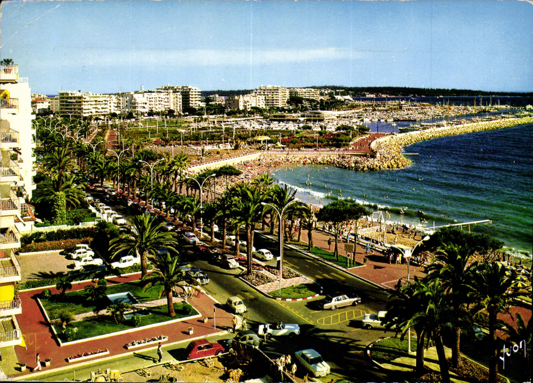 Cannes — Le Nouveau Port et la Croisette — Éditions Jean-Jaurès-Arcuelli