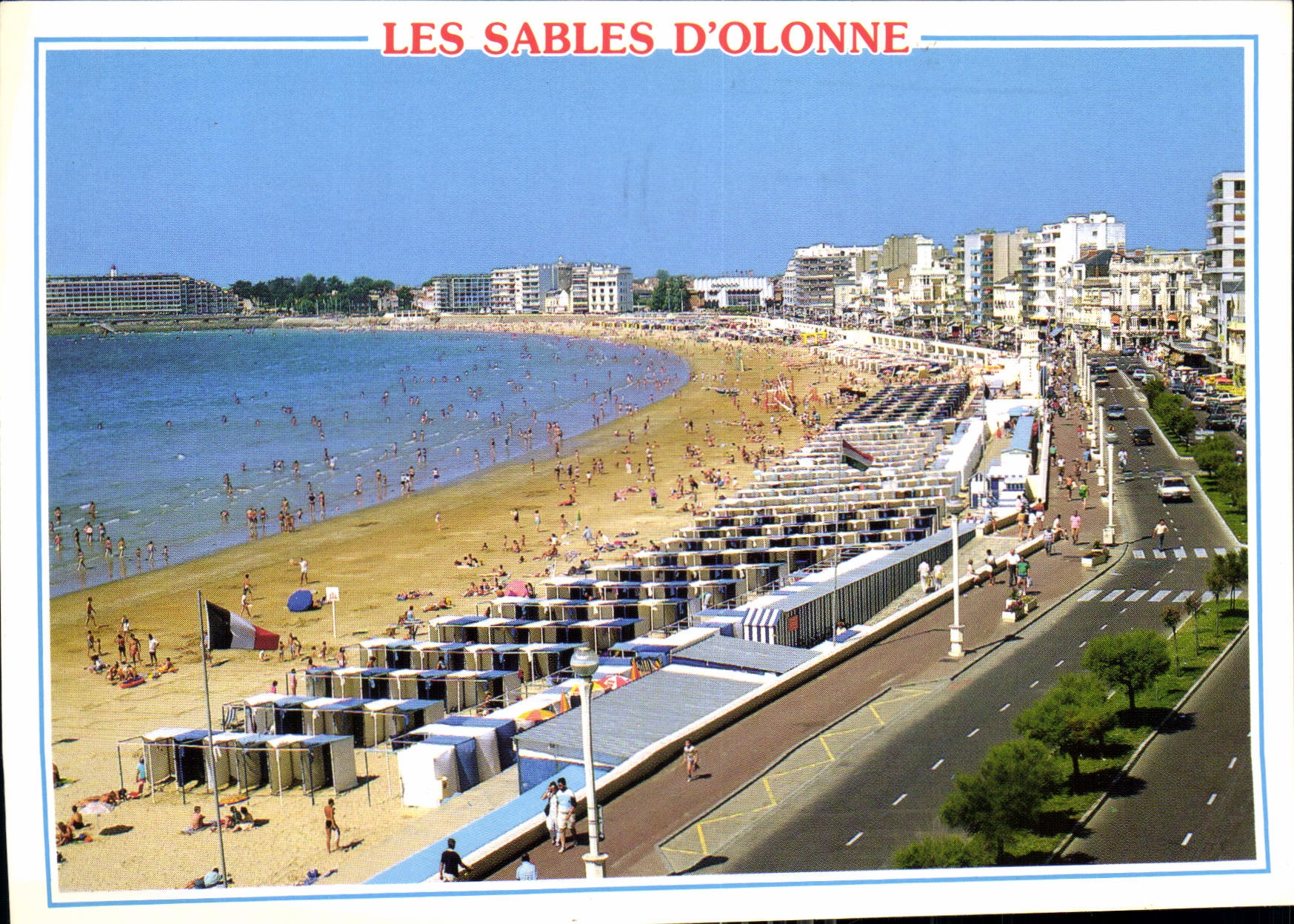 Les Sables d'Olonne — vue de la plage et du front de mer — ARTAUD Frères, n°37